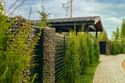 Продается 1-этажный дом, 373 м²