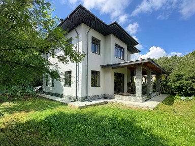 Продается 2-этажный дом, 225,2 м²