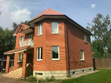 Продается 2-этажный дом, 338 м²