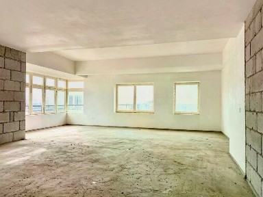 Продается 4-комн. квартира, 150 м²