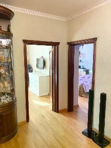 Продается 4-комн. квартира, 135,6 м²