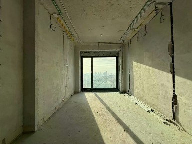 Продается 4-комн. квартира, 132,3 м²