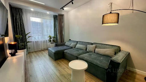 Продается 4-комн. квартира, 98,5 м²