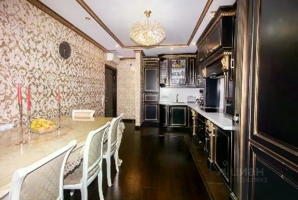 Продается 4-комн. квартира, 125 м²