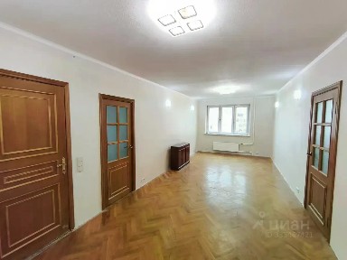 Продается 4-комн. квартира, 101 м²