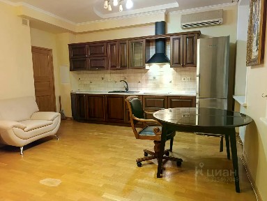 Продается 2-комн. квартира, 72,4 м²