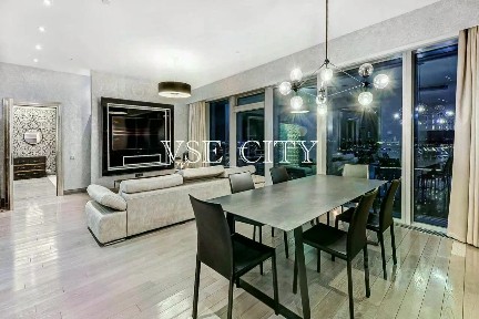 Продаются 2-комн. апартаменты, 110 м²