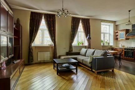 Продается 4-комн. квартира, 110,5 м²