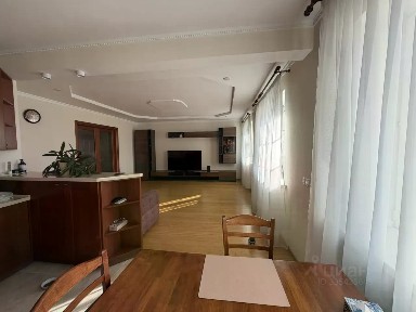 Продается 3-комн. квартира, 127,2 м²