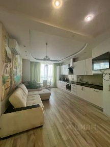 Продается 2-комн. квартира, 76 м²