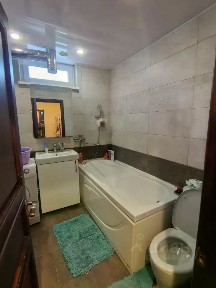 Сдается 1/2 часть 1-этажного дома, 130 м²