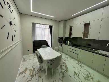 Продается 1-комн. квартира, 67 м²