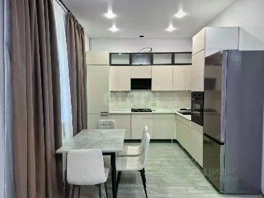 Сдается 2-этажный дом, 120 м²