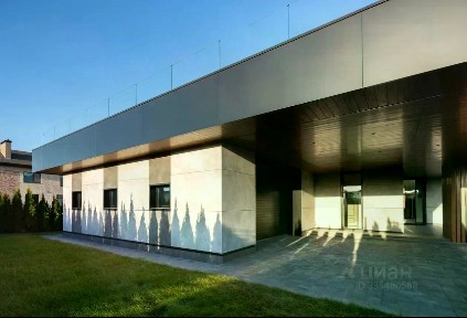 Продается 2-этажный дом, 800 м²