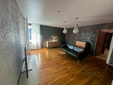 Сдается 2-комн. квартира, 76,4 м²